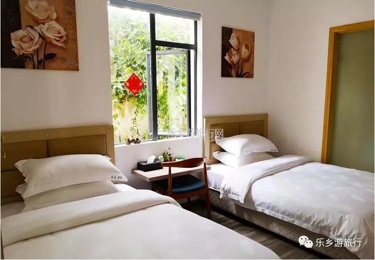<a href=http://www.lexiangyou.org/xiangcunlvyou/ target=_blank class=infotextkey>乡村旅游</a>：[崖口] 欣赏候鸟，品尝美食，入住醉美民宿