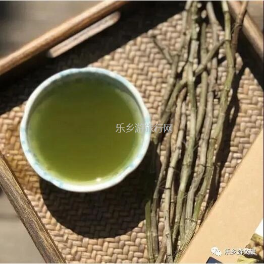 <a href=http://www.lexiangyou.org/xiangcunlvyou/ target=_blank class=infotextkey>乡村旅游</a>：南朗尼个农场装修雅致，高品质食材欢迎品尝：有机蔬菜+铁皮石斛+酵素鸡+陈皮鸭汤