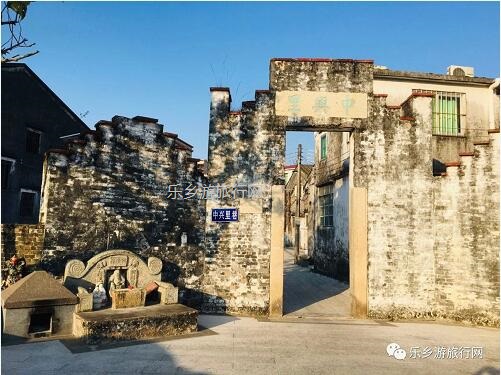 <a href=http://www.lexiangyou.org/xiangcunlvyou/ target=_blank class=infotextkey>乡村旅游</a>：人文荟萃，农趣盎然；超多原生态食材等你：香水柠檬+甲鱼+走地鸡+游水麻鸭+河鲜...