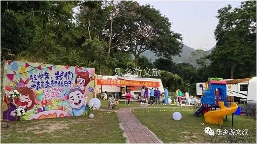 乡村旅游：【度假】树影与星空交织，在大自然中享受假期的浪漫